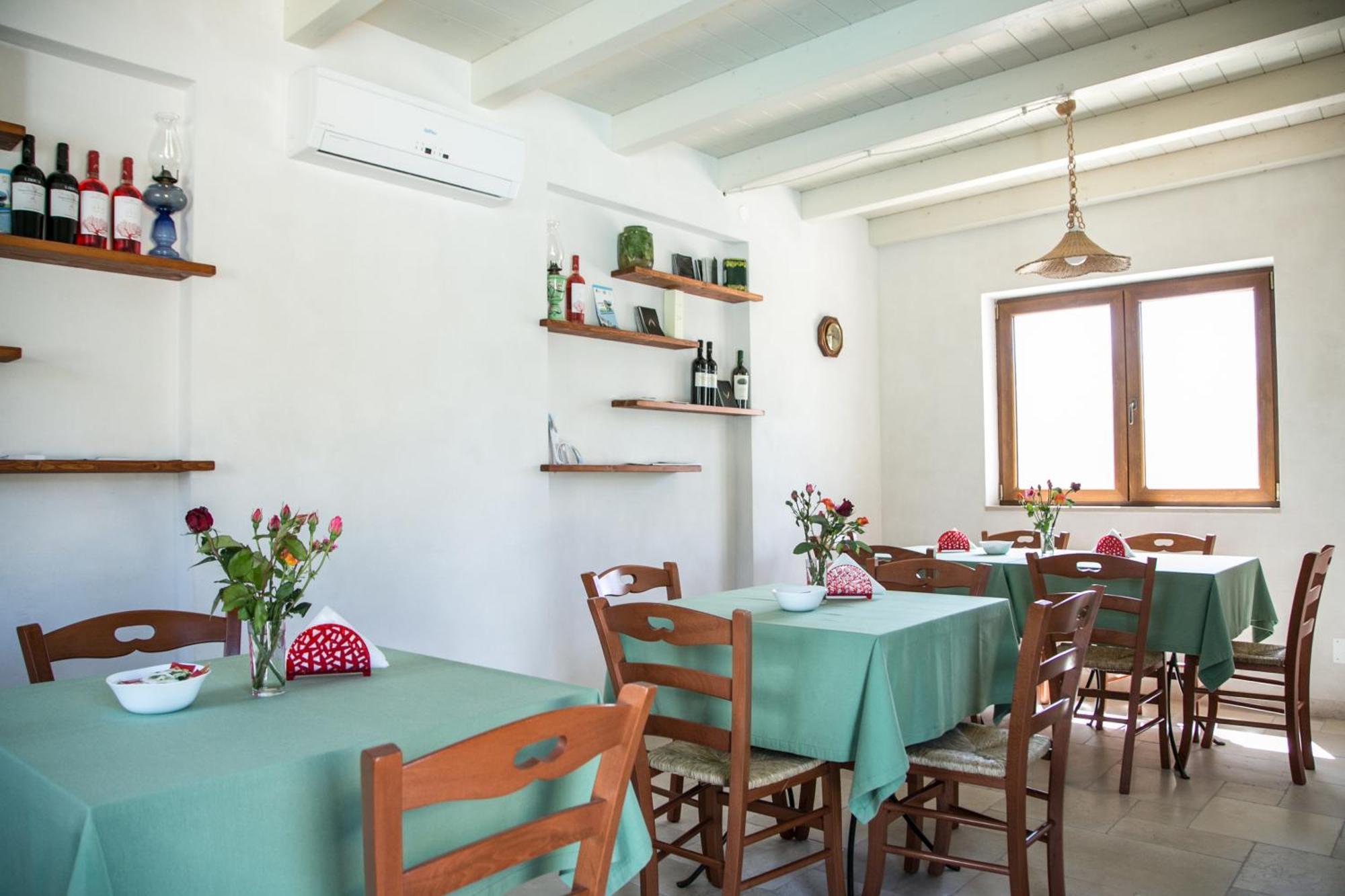 Hotel Trulli Boccadoro Ostuni Zimmer foto