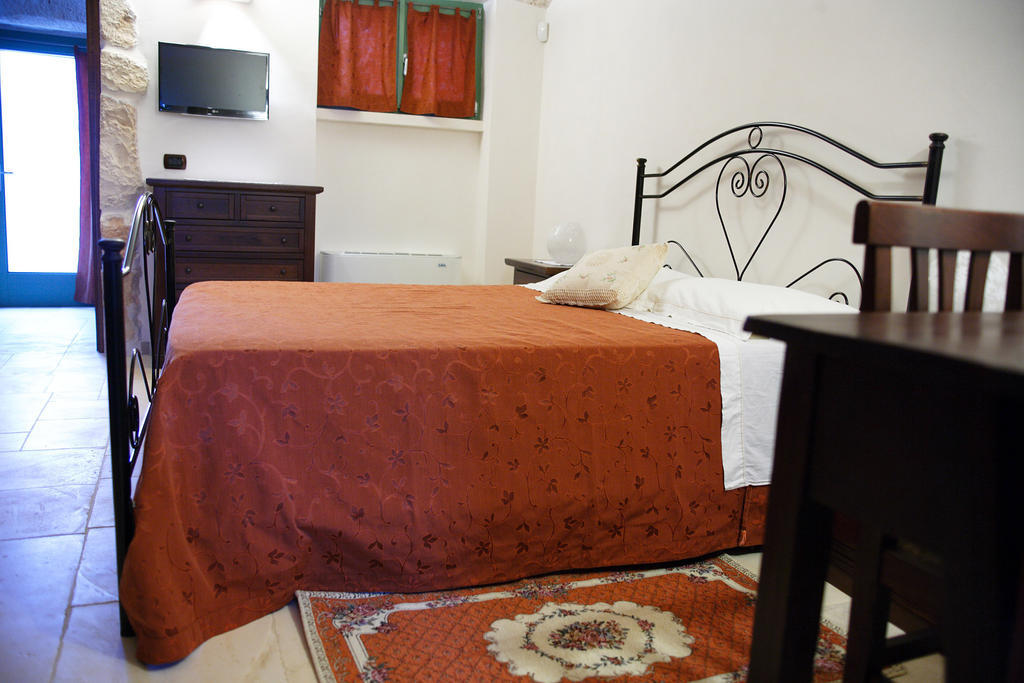 Hotel Trulli Boccadoro Ostuni Zimmer foto
