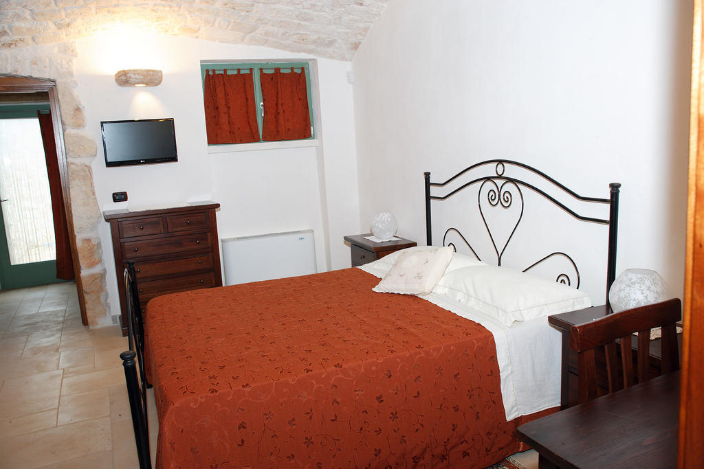 Hotel Trulli Boccadoro Ostuni Zimmer foto